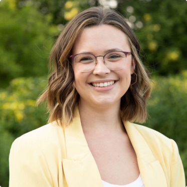 Portrait of Erin McClain